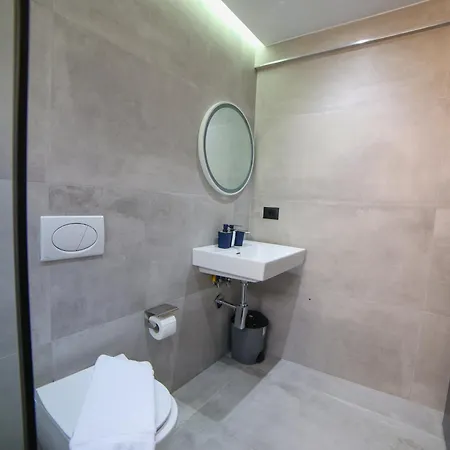 Matisse No20 - One Bedroom With Parking Apartament *