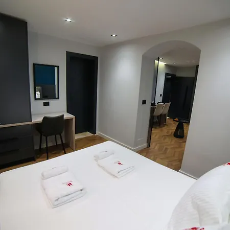 Matisse No20 - One Bedroom With Parking Apartamento Tirana