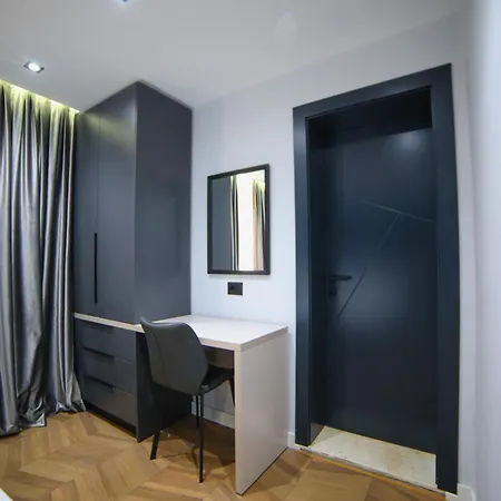 Matisse No20 - One Bedroom With Parking