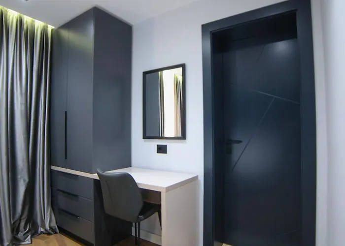 Matisse No20 - One Bedroom With Parking